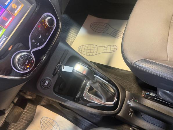Renault Kaptur I с пробегом 2017 года, цена 1 599 000 рублей, 78046 км, внедорожник, Автокод Объявления
