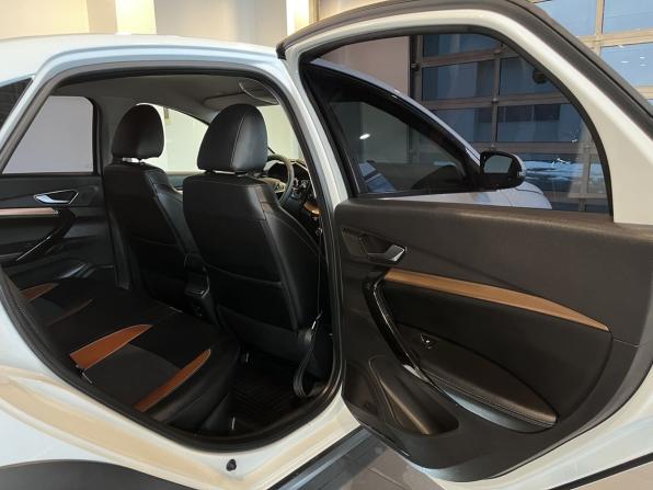 Lada (ВАЗ) Vesta I Рестайлинг (NG) с пробегом 2023 года, цена 1 200 000 рублей, 143609 км, седан, Автокод Объявления