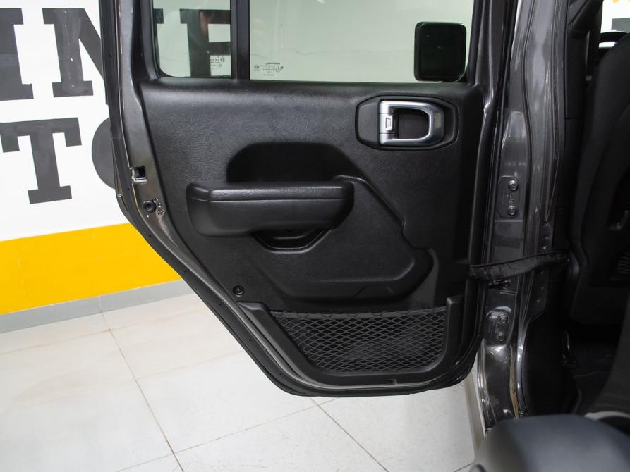 Jeep Wrangler IV (JL) Новосибирск  - изображение 15
