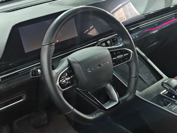 Omoda C5 I с пробегом 2022 года, цена 1 720 000 рублей, 62000 км, внедорожник, Автокод Объявления