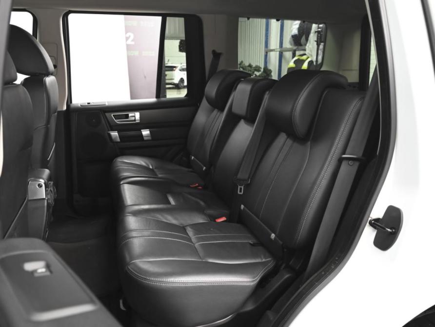 Land Rover Discovery IV Рестайлинг Ставрополь  - изображение 9