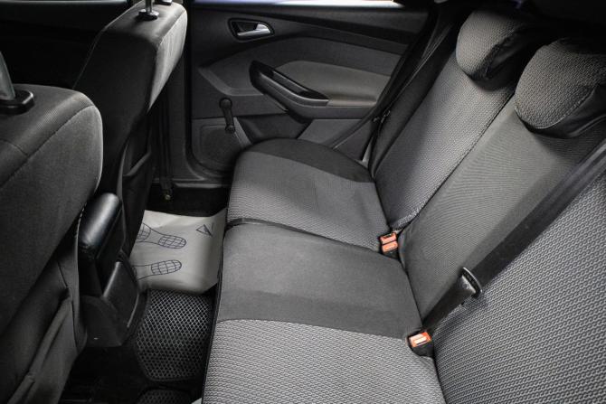 Ford Focus III с пробегом 2011 года, цена 649 000 рублей, 296100 км, хэтчбек, Автокод Объявления