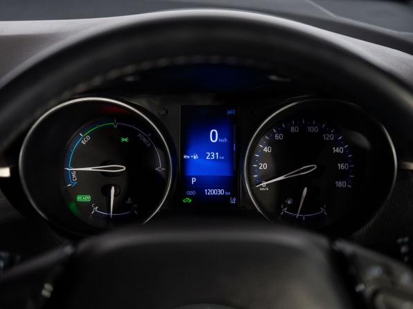Toyota C-HR I с пробегом 2017 года, цена 1 850 000 рублей, 120030 км, внедорожник, Автокод Объявления