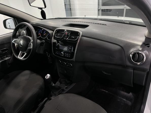 Renault Logan II Рестайлинг с пробегом 2020 года, цена 735 000 рублей, 83116 км, седан, Автокод Объявления