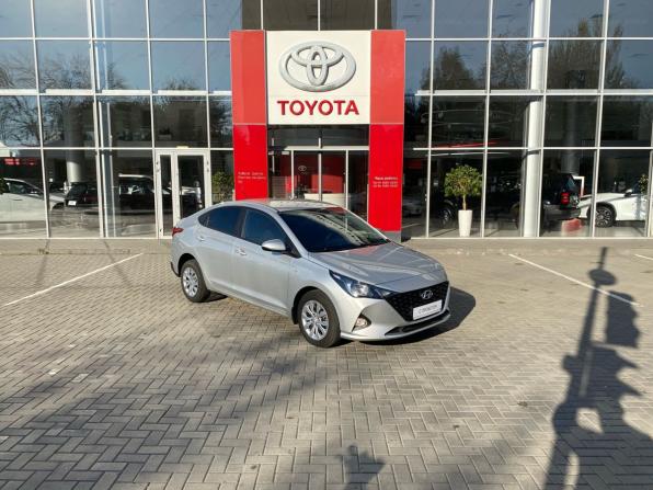 Hyundai Solaris II Рестайлинг с пробегом 2021 года, цена 1 700 000 рублей, 87798 км, седан, Автокод Объявления