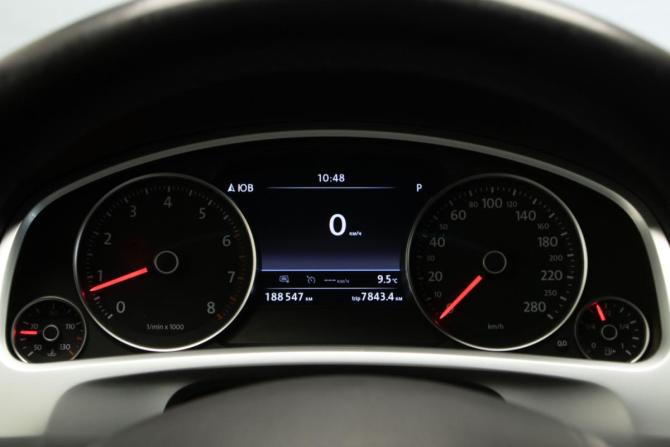 Volkswagen Touareg II с пробегом 2013 года, цена 2 150 000 рублей, 188548 км, внедорожник, Автокод Объявления