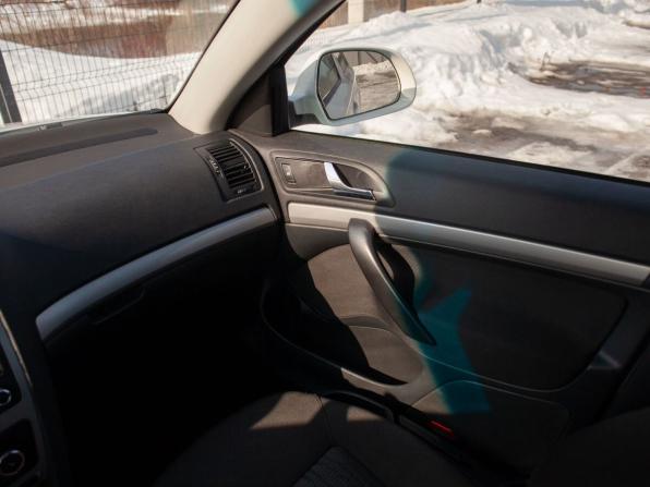 Skoda Octavia II (A5) Рестайлинг с пробегом 2011 года, цена 665 000 рублей, 249011 км, лифтбек, Автокод Объявления