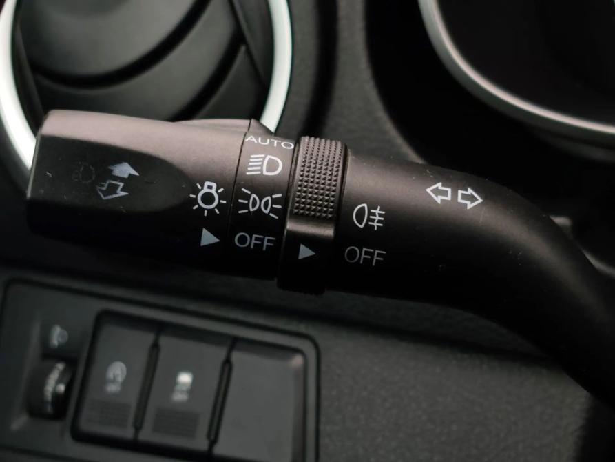 FAW Besturn X40 I Санкт-Петербург  - изображение 12