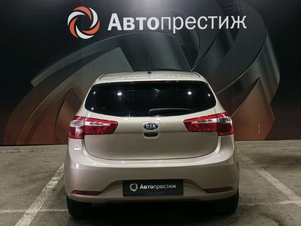 Kia Rio III с пробегом 2013 года, цена 940 000 рублей, 97340 км, хэтчбек, Автокод Объявления