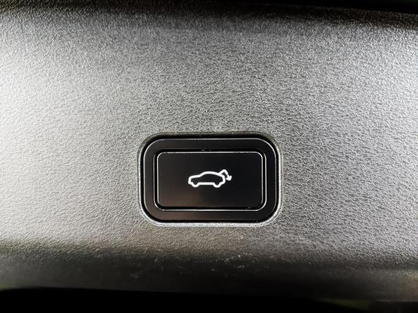 Geely Monjaro I с пробегом 2023 года, цена 3 100 000 рублей, 59132 км, внедорожник, Автокод Объявления