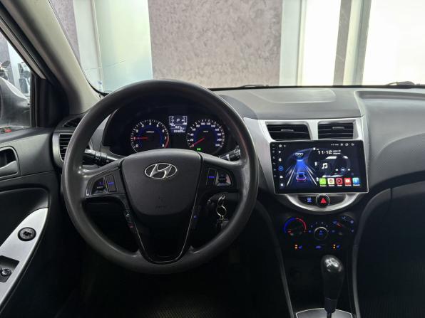 Hyundai Solaris I Рестайлинг с пробегом 2015 года, цена 429 000 рублей, 334699 км, седан, Автокод Объявления