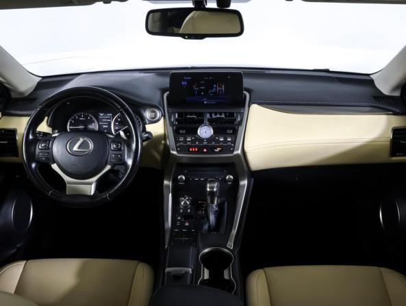 Lexus NX I Рестайлинг с пробегом 2017 года, цена 3 029 000 рублей, 124907 км, внедорожник, Автокод Объявления