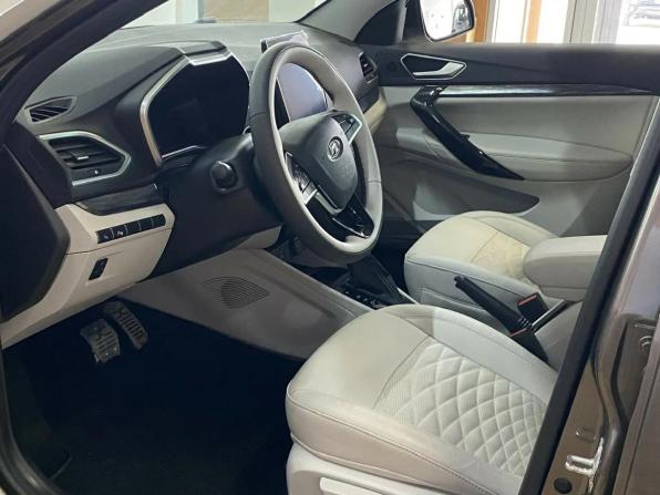 Lada (ВАЗ) Aura с пробегом 2025 года, цена 2 030 000 рублей, 45 км, седан, Автокод Объявления