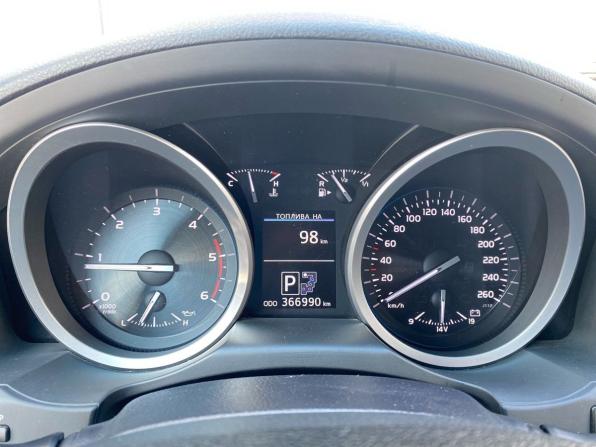 Toyota Land Cruiser 200 Series Рестайлинг 1 с пробегом 2013 года, цена 3 170 000 рублей, 366989 км, внедорожник, Автокод Объявления