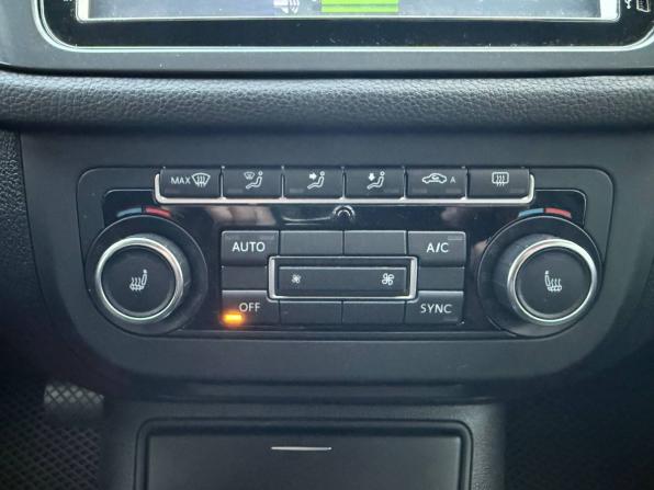 Volkswagen Tiguan I Рестайлинг с пробегом 2012 года, цена 945 000 рублей, 186786 км, внедорожник, Автокод Объявления