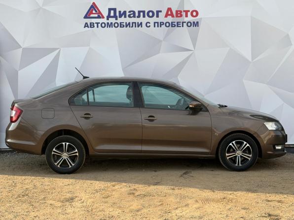Skoda Rapid I Рестайлинг с пробегом 2018 года, цена 1 030 000 рублей, 189000 км, лифтбек, Автокод Объявления