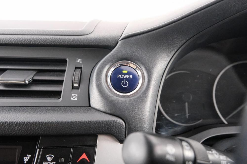 Lexus CT I Красноярск  - изображение 19
