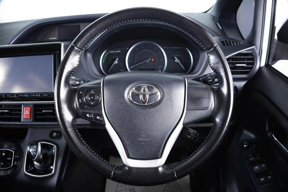 Toyota Voxy III (R80) Пермь  - изображение 18