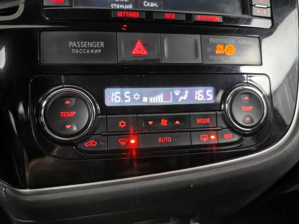 Mitsubishi Outlander III с пробегом 2013 года, цена 1 323 000 рублей, 129854 км, внедорожник, Автокод Объявления