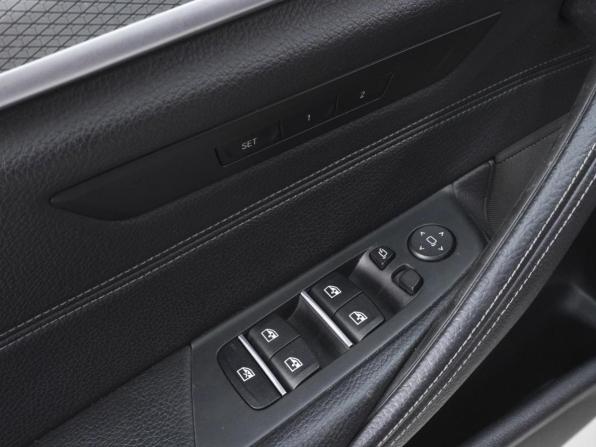 BMW 5 серии VII (G30/G31/G38) с пробегом 2017 года, цена 3 330 000 рублей, 123335 км, седан, Автокод Объявления