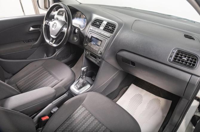 Volkswagen Polo V Рестайлинг с пробегом 2018 года, цена 1 269 000 рублей, 120000 км, седан, Автокод Объявления