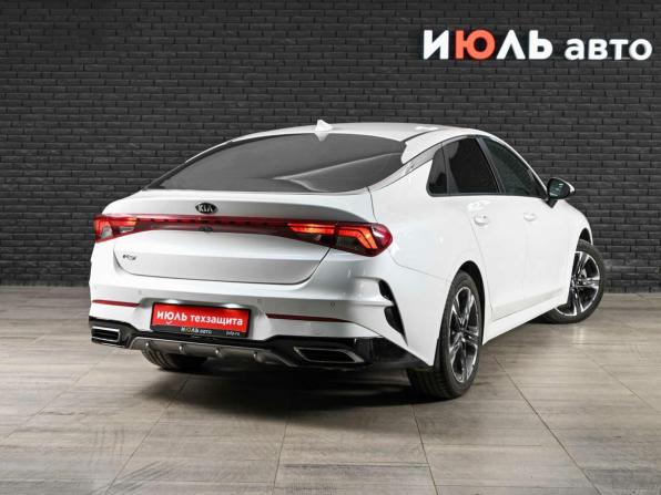 Kia K5 III с пробегом 2021 года, цена 2 690 000 рублей, 57666 км, седан, Автокод Объявления