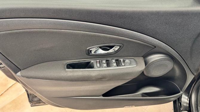 Renault Fluence I с пробегом 2012 года, цена 700 000 рублей, 123318 км, седан, Автокод Объявления