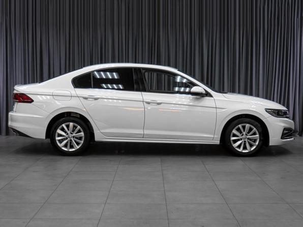 Volkswagen Bora IV с пробегом 2020 года, цена 1 899 000 рублей, 131368 км, седан, Автокод Объявления