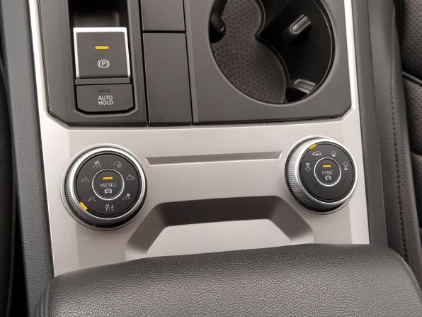 Volkswagen Touareg III с пробегом 2021 года, цена 4 600 000 рублей, 188631 км, внедорожник, Автокод Объявления