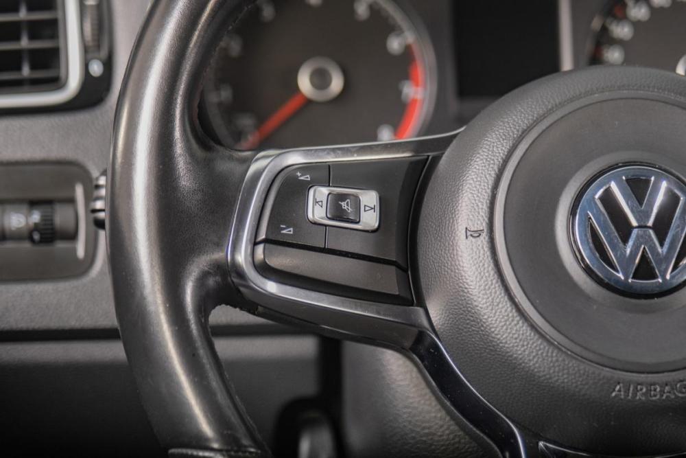 Volkswagen Polo V Рестайлинг Томск  - изображение 14