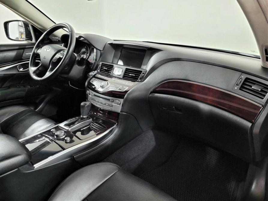 Infiniti M IV Москва  - изображение 12