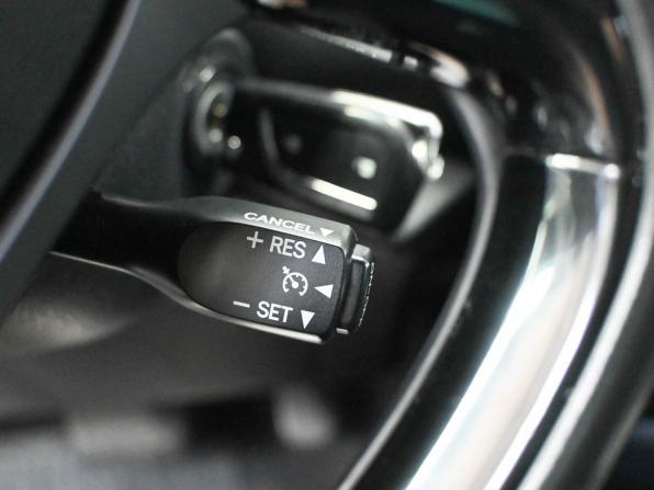 Toyota C-HR I с пробегом 2018 года, цена 2 279 900 рублей, 93547 км, внедорожник, Автокод Объявления