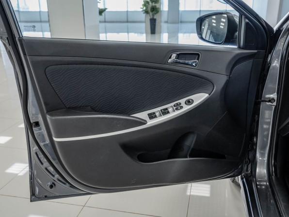 Hyundai Solaris I с пробегом 2013 года, цена 835 000 рублей, 67493 км, седан, Автокод Объявления