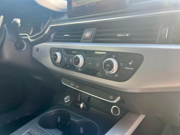 Audi A4 V (B9) с пробегом 2018 года, цена 1 999 000 рублей, 228000 км, универсал, Автокод Объявления