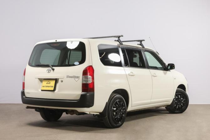 Toyota Probox I Рестайлинг с пробегом 2017 года, цена 1 249 000 рублей, 156000 км, универсал, Автокод Объявления