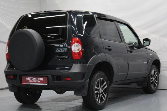 Chevrolet Niva I Рестайлинг с пробегом 2018 года, цена 799 000 рублей, 86621 км, внедорожник, Автокод Объявления