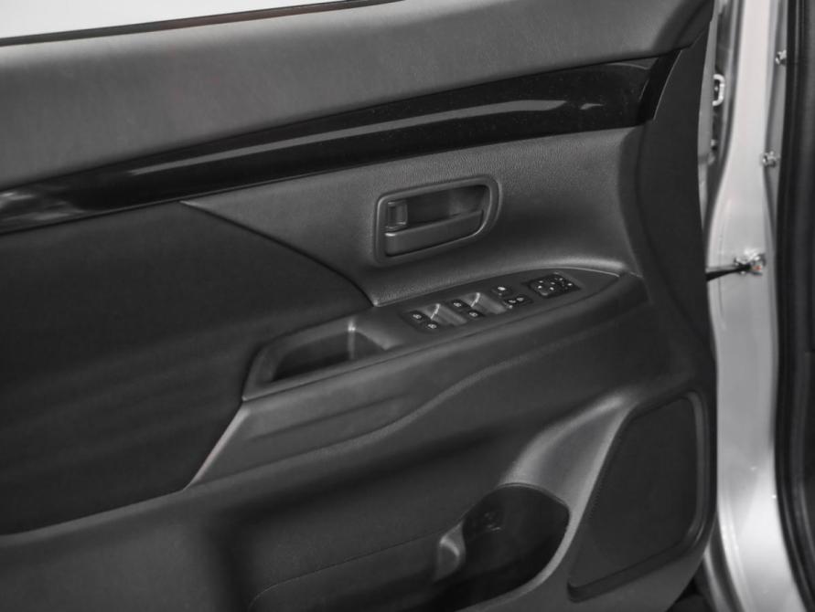 Mitsubishi Outlander III Рестайлинг 3 Санкт-Петербург  - изображение 20