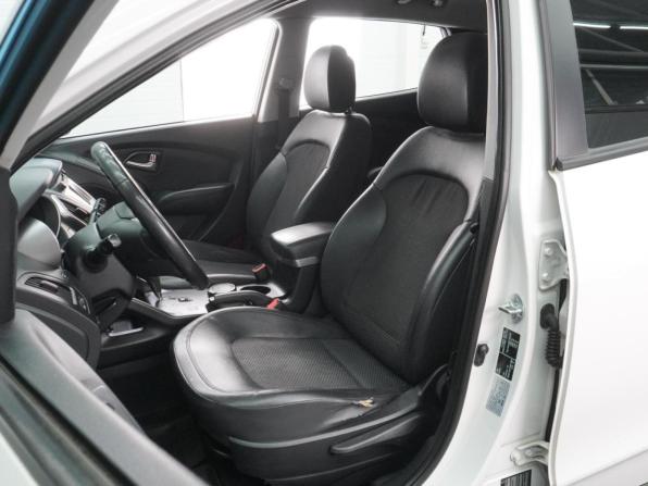 Hyundai ix35 I с пробегом 2012 года, цена 1 295 000 рублей, 104843 км, внедорожник, Автокод Объявления