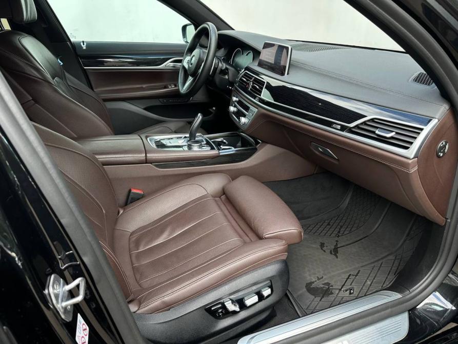 BMW 7 серии VI (G11/G12) Москва  - изображение 13