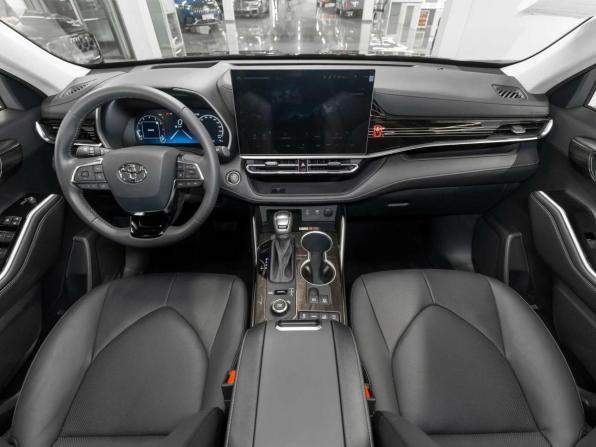 Toyota Highlander IV (XU70) с пробегом 2026 года, цена 5 145 000 рублей, 30 км, внедорожник, Автокод Объявления