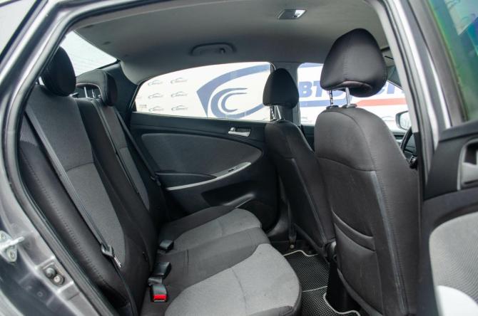 Hyundai Solaris I с пробегом 2013 года, цена 670 000 рублей, 249000 км, седан, Автокод Объявления