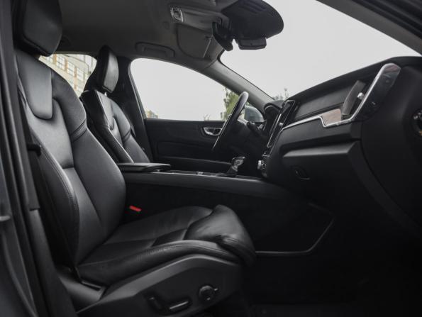 Volvo XC60 II с пробегом 2020 года, цена 3 060 231 рубль, 147948 км, внедорожник, Автокод Объявления
