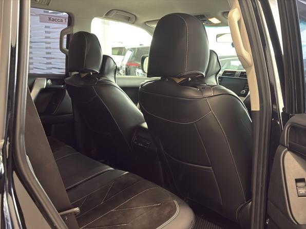 Toyota Land Cruiser Prado 150 Series Рестайлинг 3 с пробегом 2021 года, цена 5 600 000 рублей, 63500 км, внедорожник, Автокод Объявления