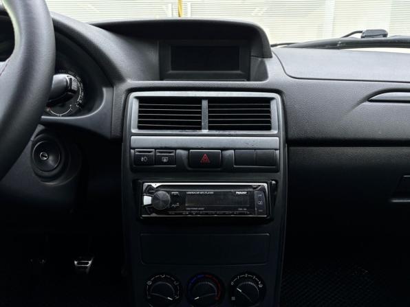 Lada (ВАЗ) Priora I Рестайлинг с пробегом 2014 года, цена 400 000 рублей, 307879 км, хэтчбек, Автокод Объявления