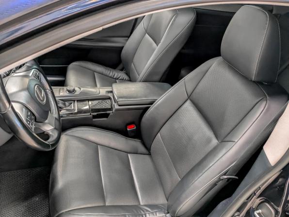 Lexus ES VI Рестайлинг с пробегом 2016 года, цена 2 750 000 рублей, 108341 км, седан, Автокод Объявления