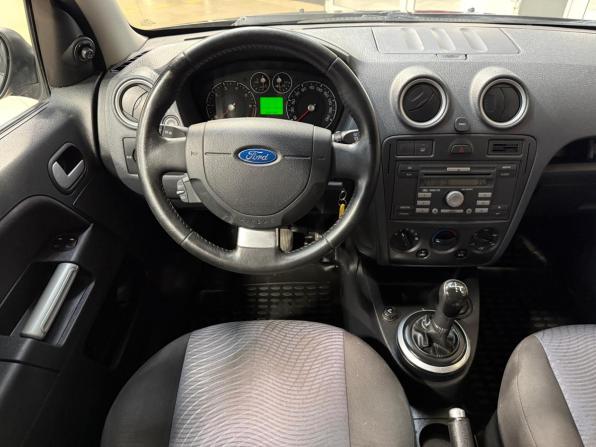 Ford Fusion I Рестайлинг с пробегом 2008 года, цена 299 000 рублей, 203643 км, хэтчбек, Автокод Объявления