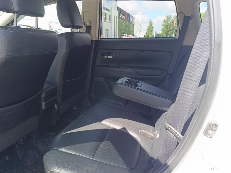 Mitsubishi Outlander III Рестайлинг 2 Тверь  - изображение 30