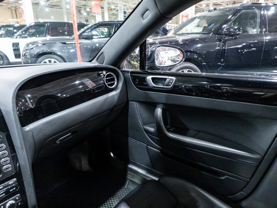 Bentley Continental Flying Spur Санкт-Петербург  - изображение 21