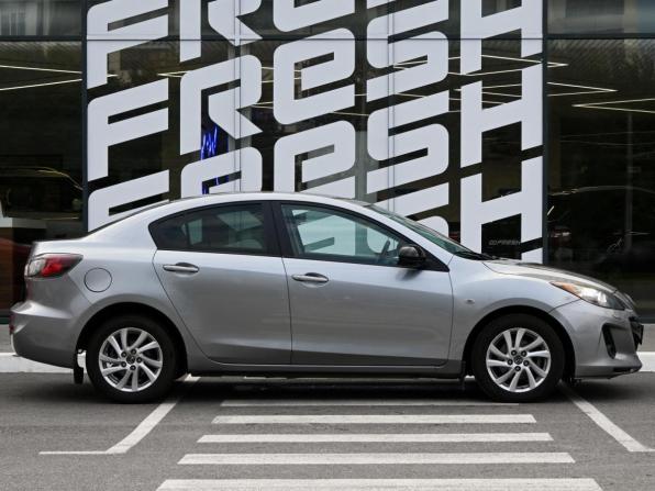 Mazda 3 II (BL) Рестайлинг с пробегом 2013 года, цена 999 000 рублей, 204748 км, седан, Автокод Объявления