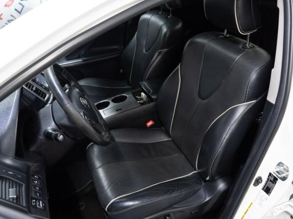 Toyota Venza I Рестайлинг с пробегом 2014 года, цена 2 141 000 рублей, 207874 км, внедорожник, Автокод Объявления